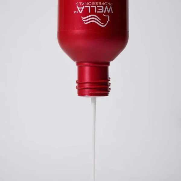 Wella Professionals Ultimate Repair Shampoo 250ml - Imagem 3